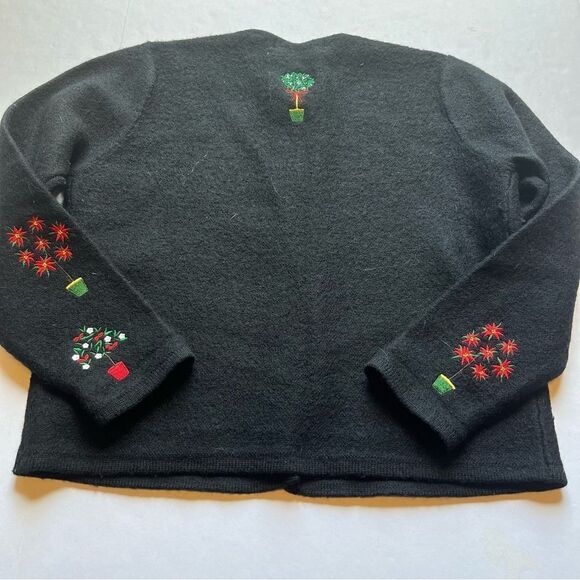Karen Scott Women's Holiday Wool Cardigan Sweater Black/Green/Red Multi Small - Picture 6 of 8